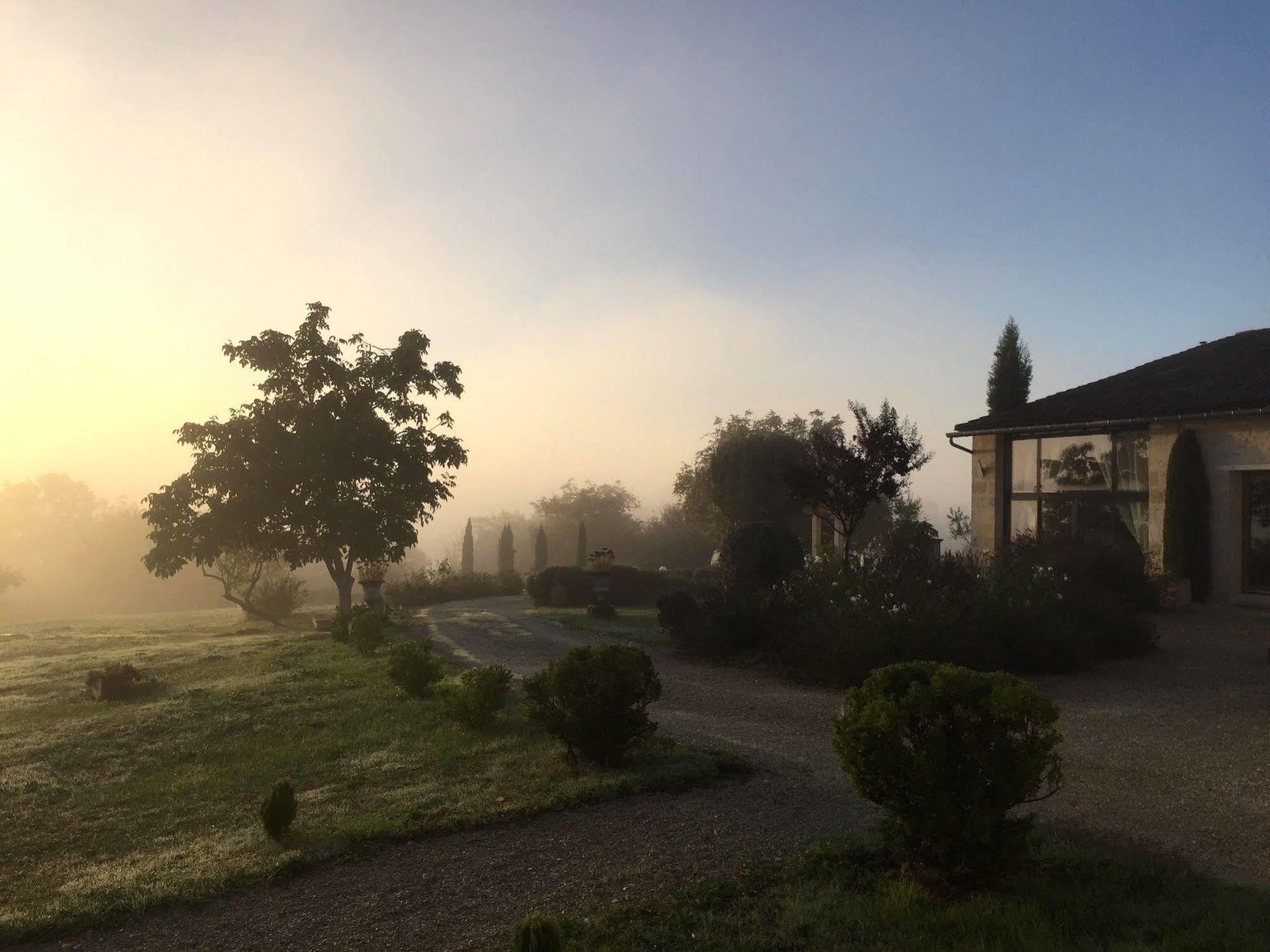 5 Lasserre Moulon-sur-Dordogne Exterior foto